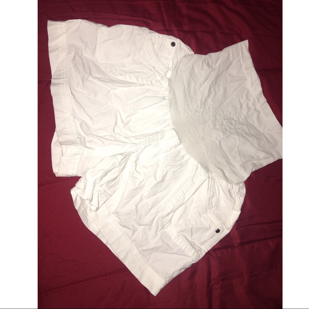 Maternity shorts